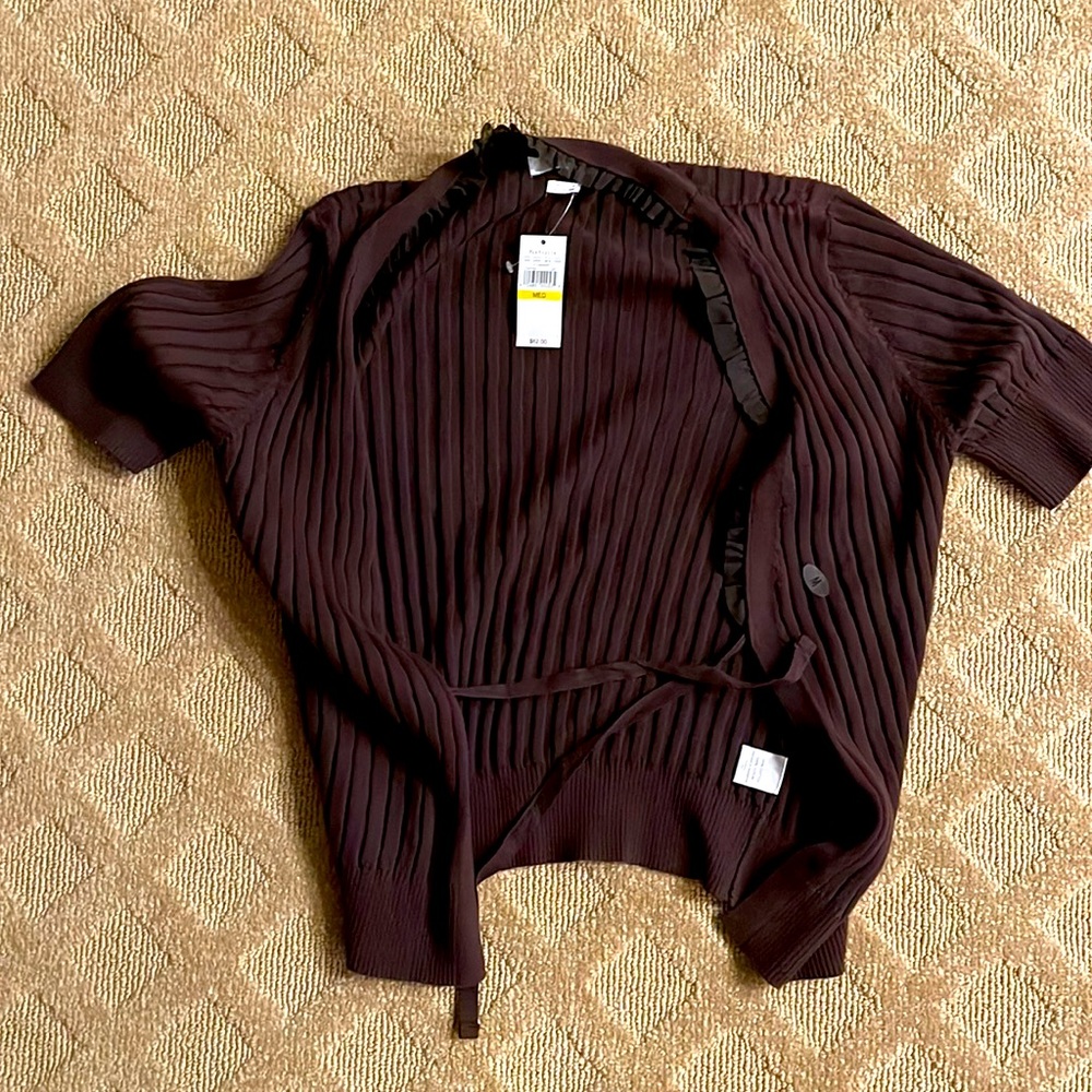 Van Heusen Short Sleeve Burgundy Cardigan with Ruffles Size Medium
